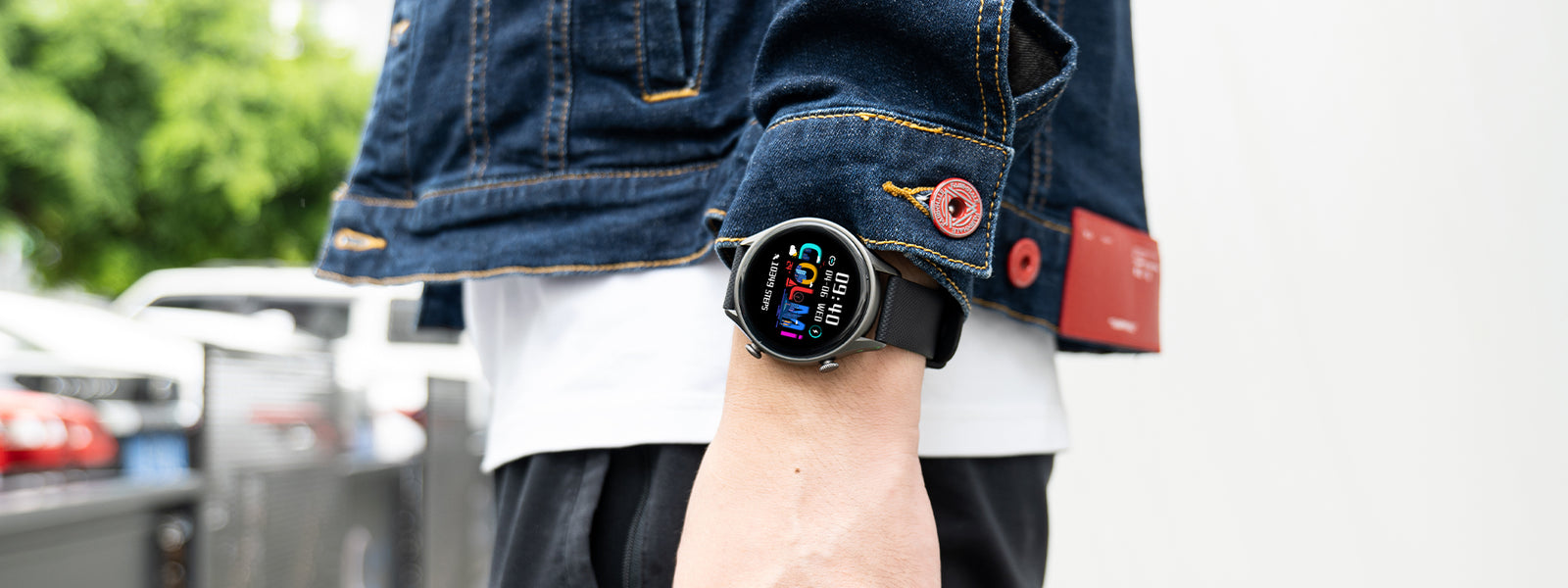 Producto Smartwatch i20 (1920x720)
